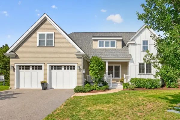 24 Inverness #24, Plymouth, MA 02360