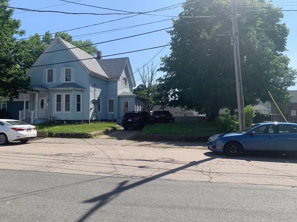 102 Kingsman Street, Brockton, MA 02302 - #1