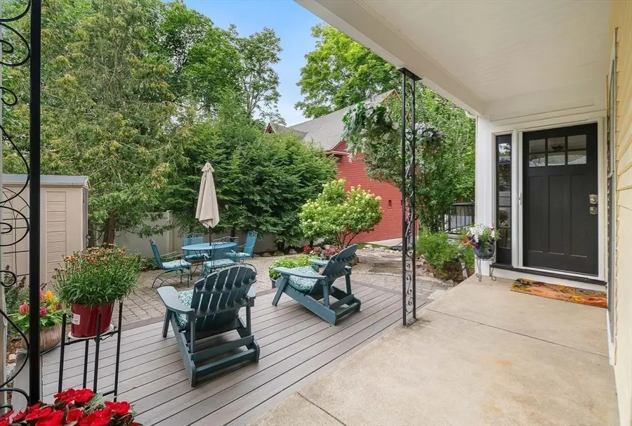 8-10 Oak St, Winchester, MA 01890 - #3