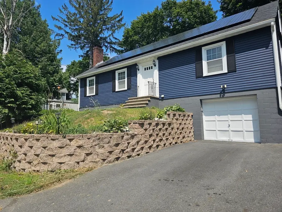 85 Lexington Ave, Lowell, MA 01854 - #2