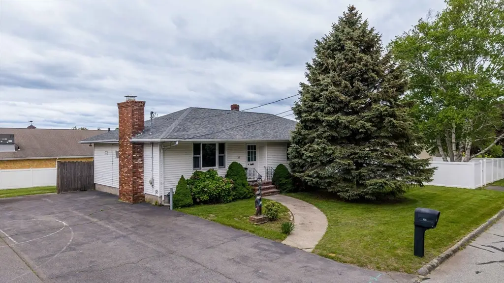 20 Roy Street, Fairhaven, MA 02719 - #1