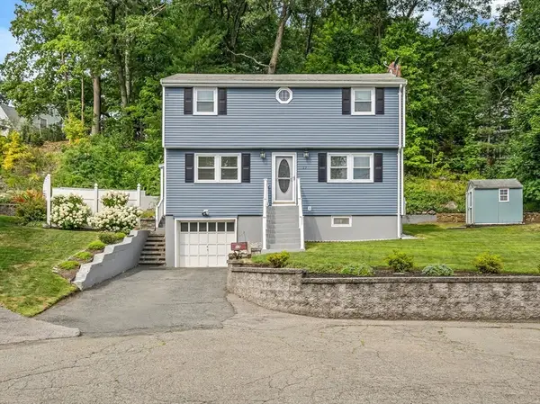17 Dale Cir., Waltham, MA 02451