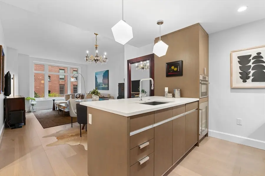 100 Lovejoy Wharf #5 N, Boston, MA 02114 - #3