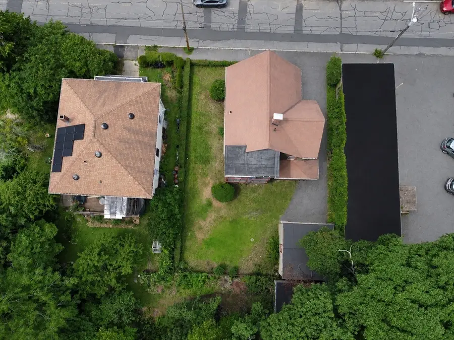 233 Arlington St, Medford, MA 02155 - #3