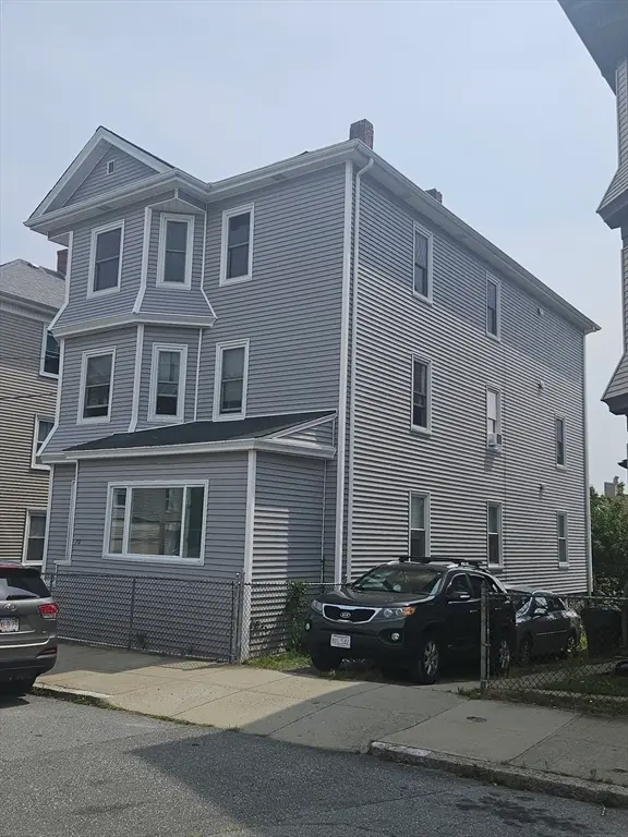 72 Huard St, Fall River, MA 02721 - #2