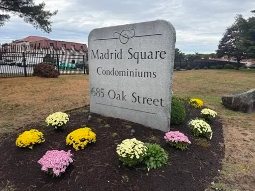 685 Oak St #2-5, Brockton, MA 02301 - #1