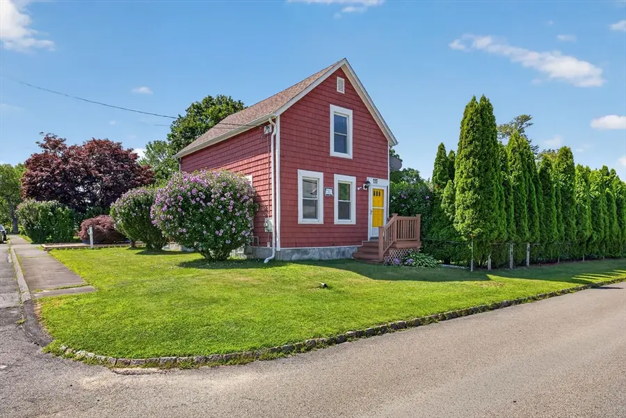 117 Bridge St, Fairhaven, MA 02719 - #2