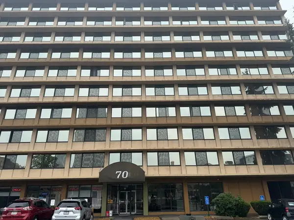 70 Southbridge St #713, Worcester, MA 01608