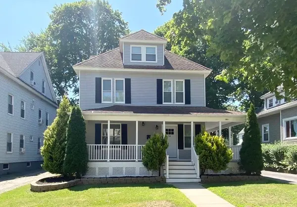 5 Ferdinand St, Worcester, MA 01603