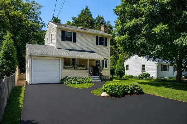 18 Lodge Road, Wayland, MA 01778