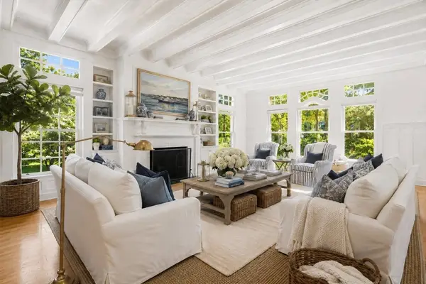 65 Glen Rd #H4, Brookline, MA 02445