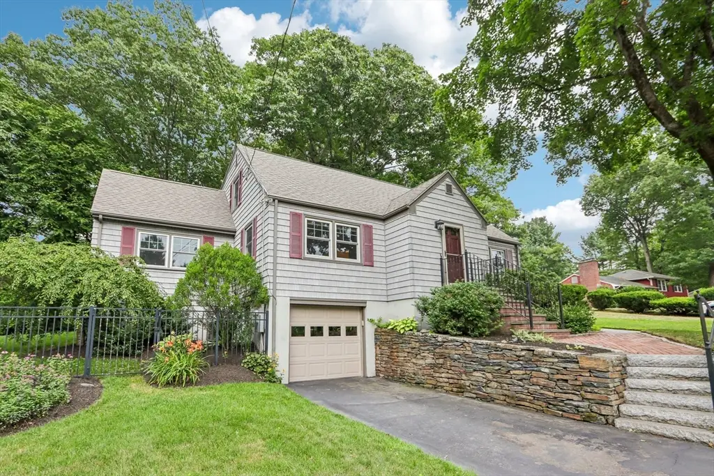 8 Foster St, Oxford, MA 01540 - #1