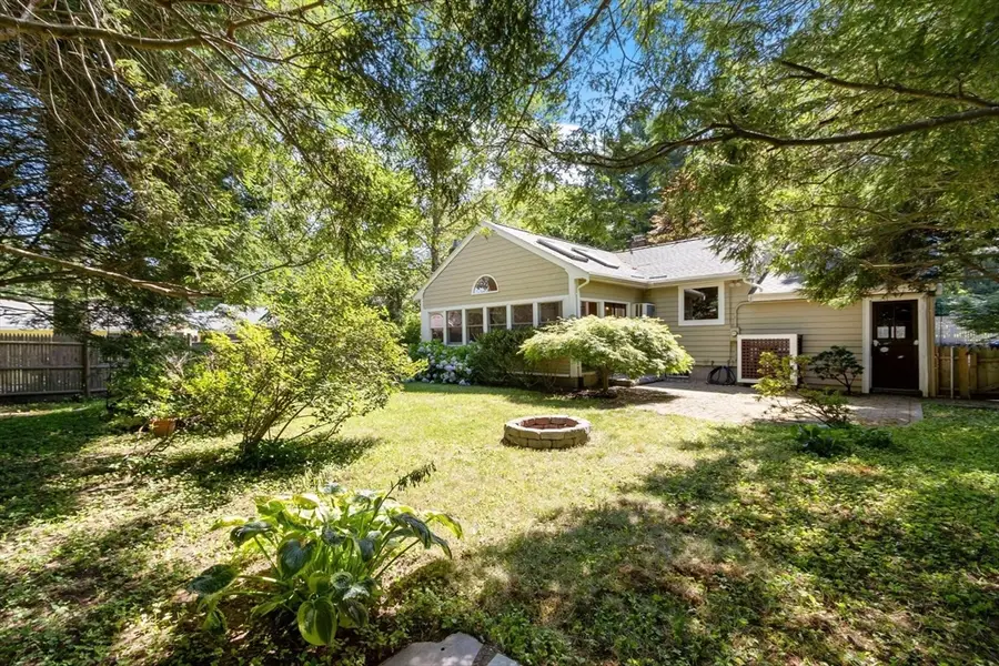 5 Hemlock Street, Beverly, MA 01915 - #3