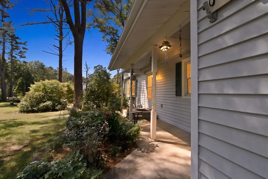 10 Roberta Dr, Wareham, MA 02532 - #2