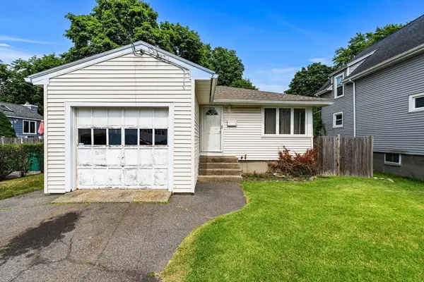 11 Pennybrook Rd, Lynn, MA 01905