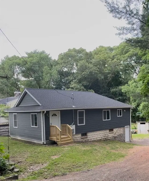 8 Robertson Dr, Shrewsbury, MA 01545 - #1