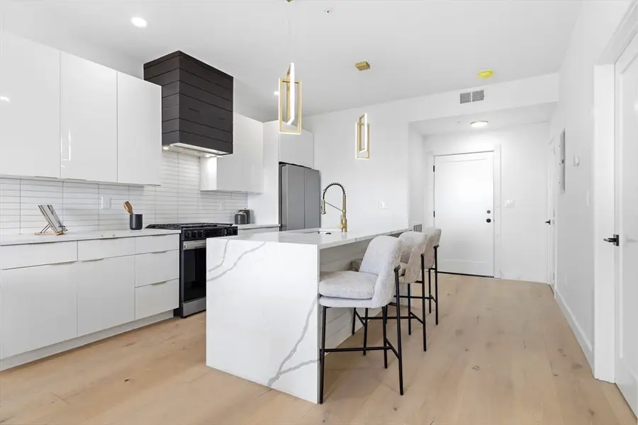 66 Mcgrath Highway #508, Quincy, MA 02169 - #3