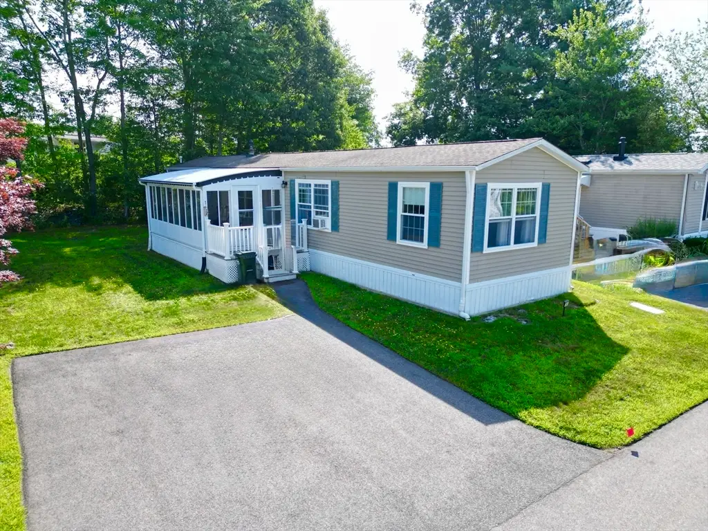 33 Tucker Terrace, Raynham, MA 02767 - #1