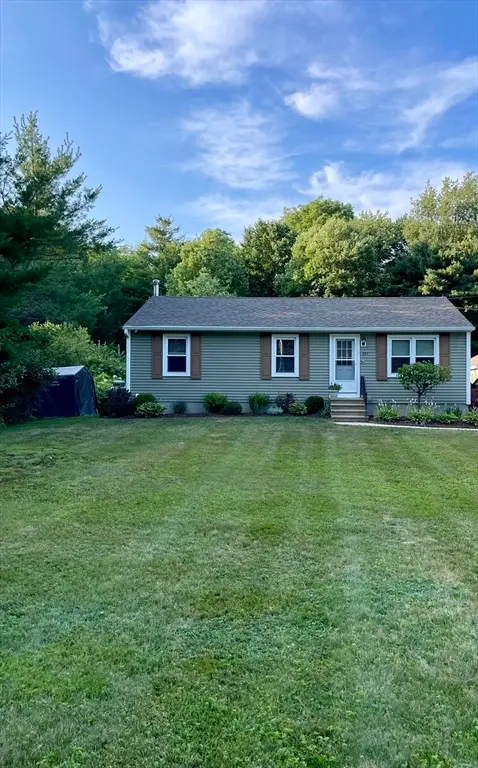 477 Clark St, Gardner, MA 01440 - #3
