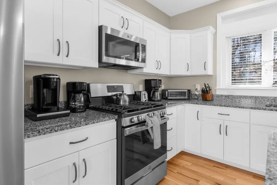 137 Sandy Beach Rd, Plymouth, MA 02360 - #3