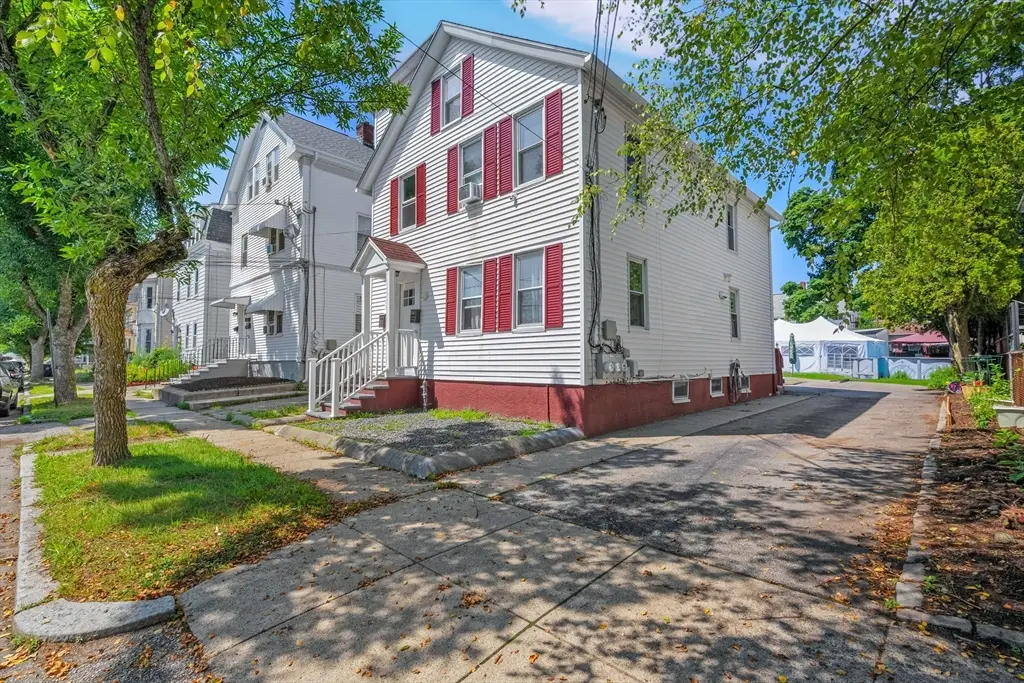 62 Mary Ave, East Providence, RI 02914 - #1