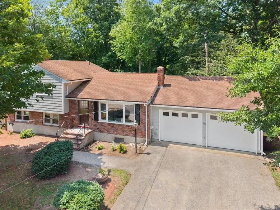 35 Rustic Dr, Weymouth, MA 02190 - #2