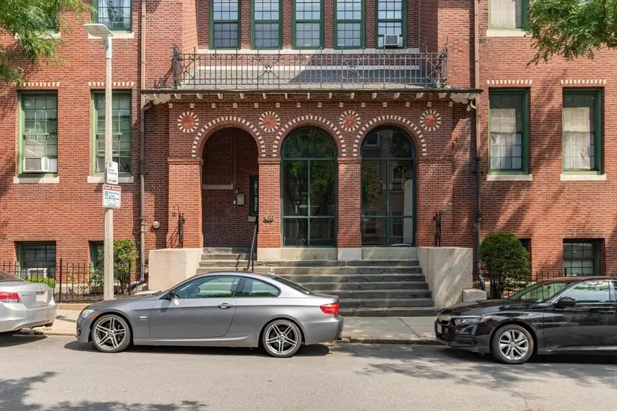 486 East 3rd Street #8, Boston, MA 02127 - #2