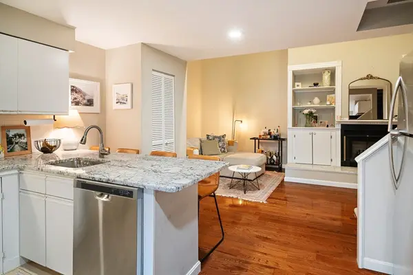 356-358 Main St #12, Boston, MA 02129