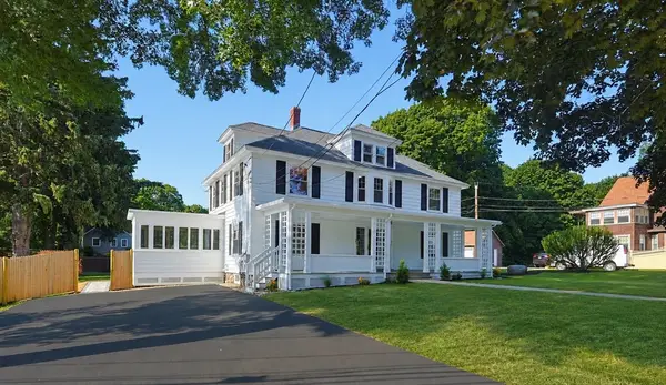 165 Prospect St #165, Wakefield, MA 01880