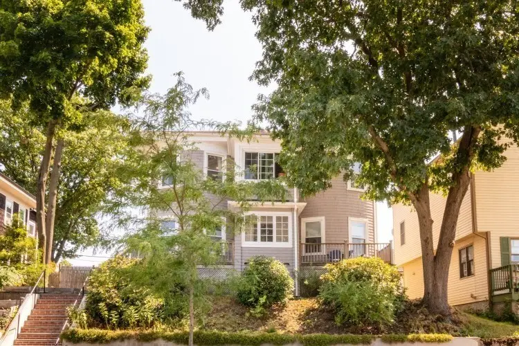 100 Belgrade Ave #2, Boston, MA 02131 - #3