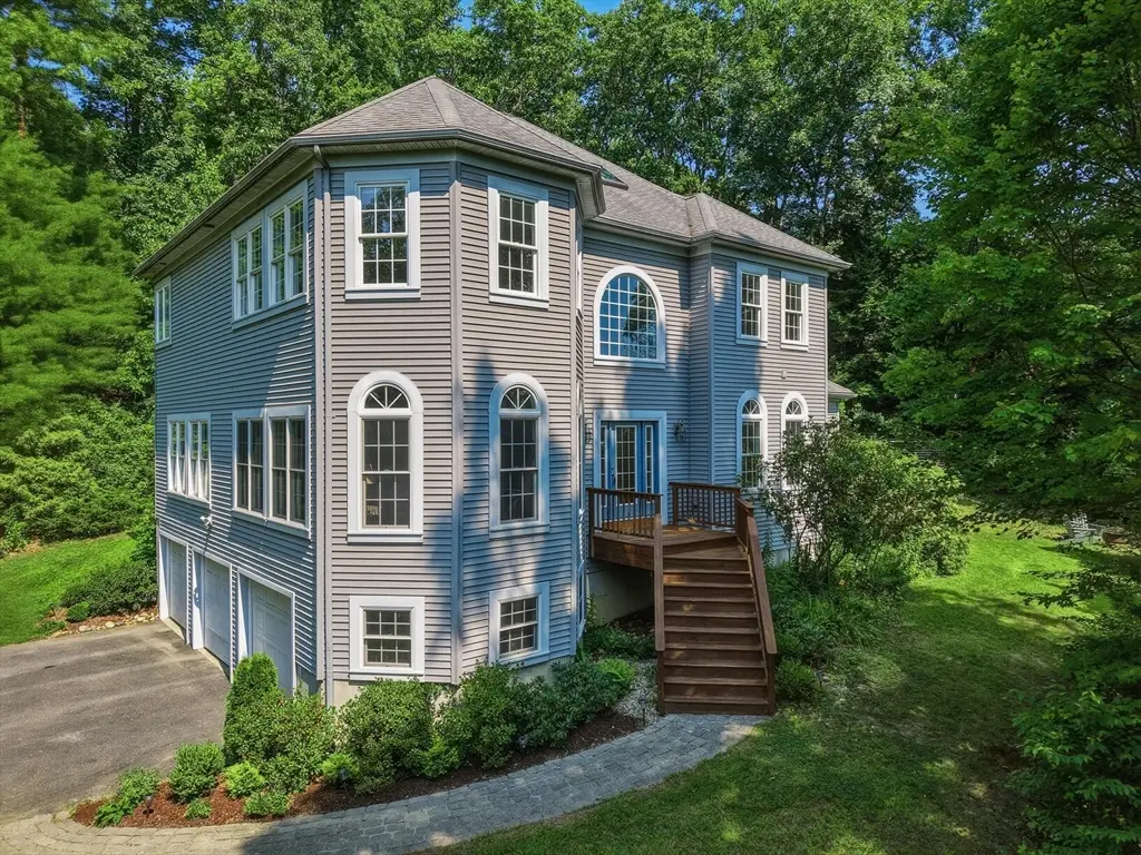 160 E Leverett Rd, Amherst, MA 01002 - #1