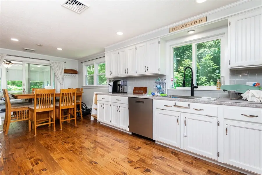 26 Sharon Pkwy, North Smithfield, RI 02896 - #2