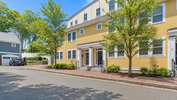 129 Merrimac #9, Newburyport, MA 01950