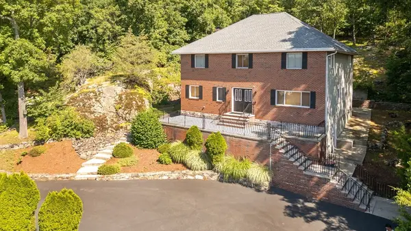 12 Parkway Dr, Saugus, MA 01906