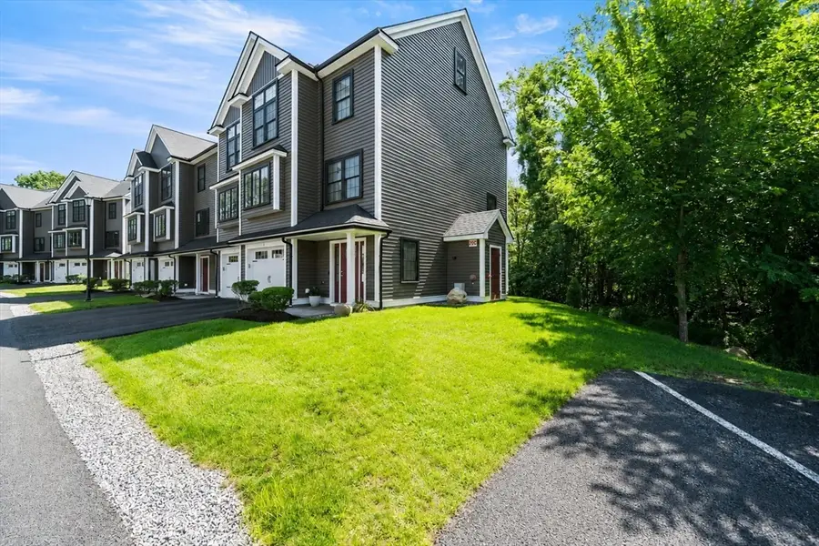 168 Lowell St #1, Wilmington, MA 01887 - #2