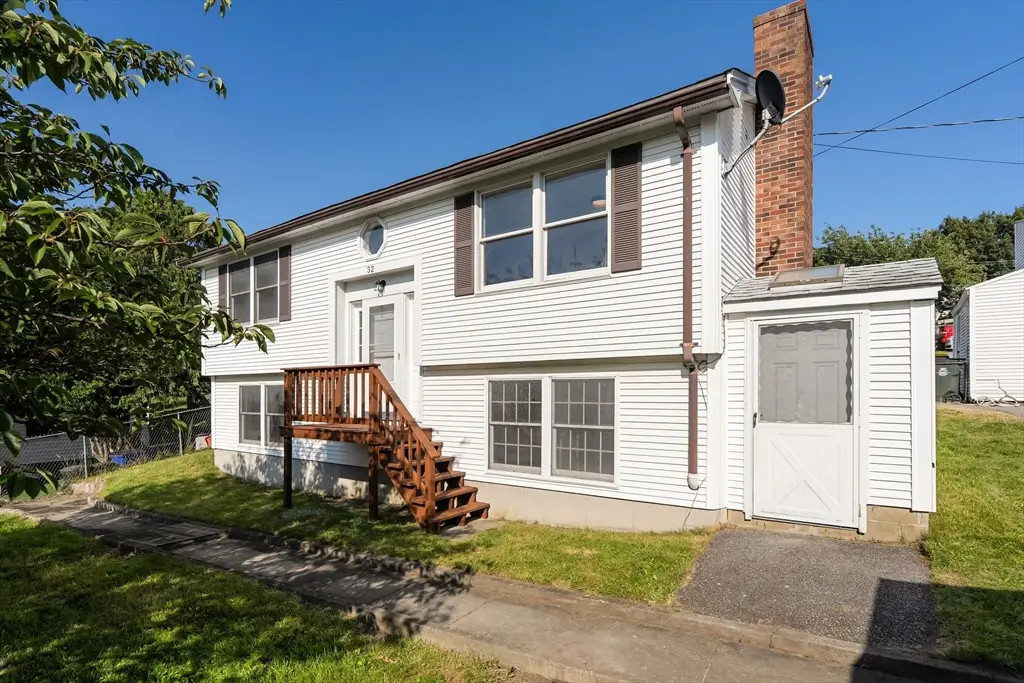 32 Danis St, Fall River, MA 02720 - #1