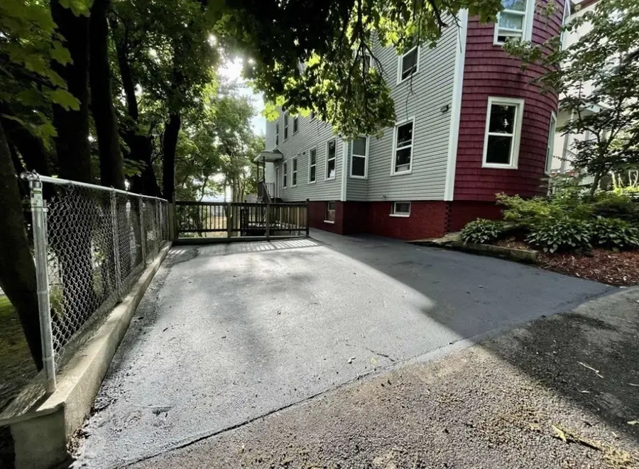 53 Merrifield St, Worcester, MA 01605 - #3