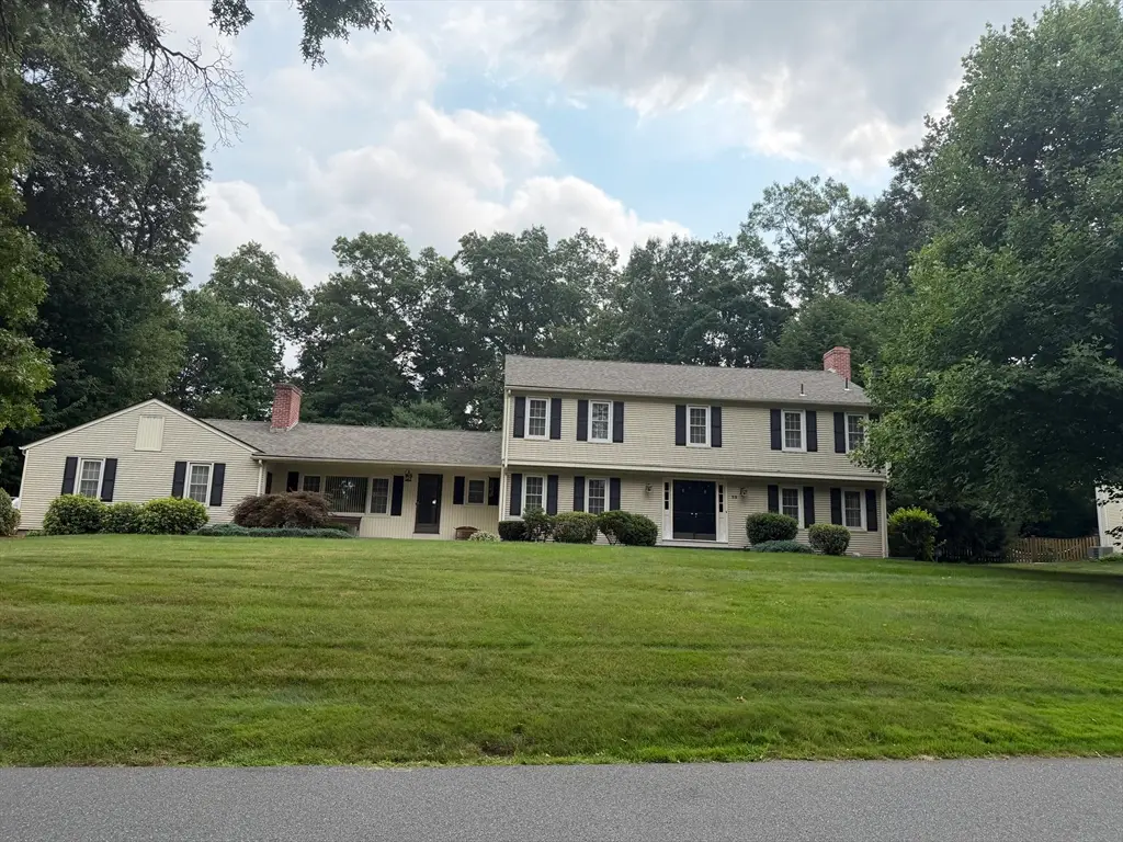 29 W Colonial Rd, Wilbraham, MA 01095 - #1