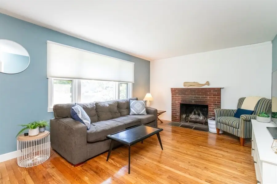 46 Conlyn Avenue, Franklin, MA 02038 - #3