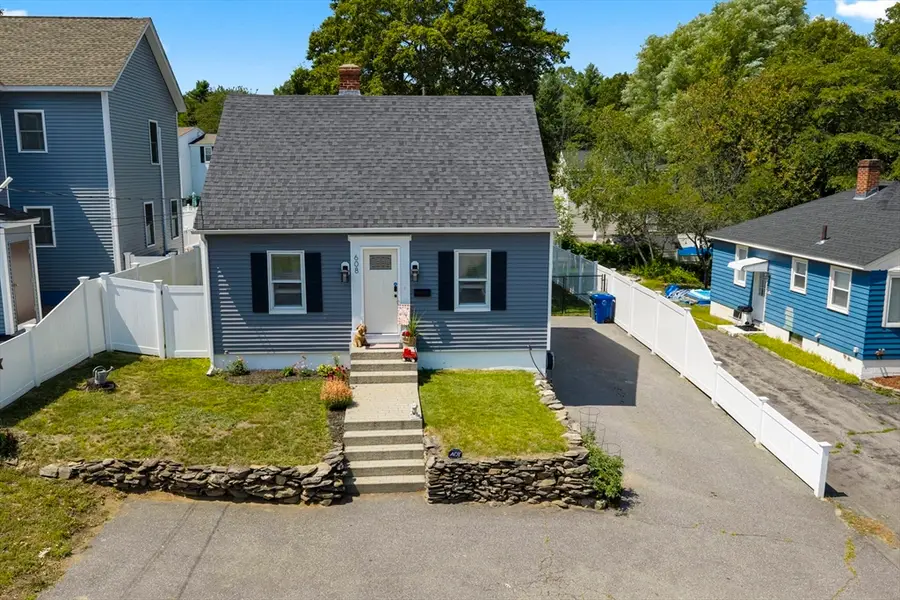 608 Abbott Ave, Leominster, MA 01453 - #2