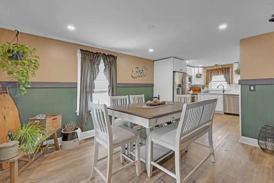 608 Abbott Ave, Leominster, MA 01453 - #3