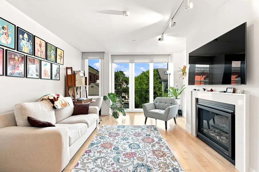 7 Beech St #219, Cambridge, MA 02140 - #2