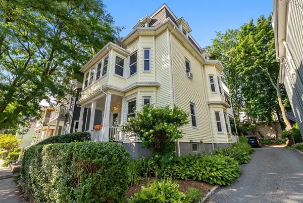 137-139 Morrison Ave, Somerville, MA 02144