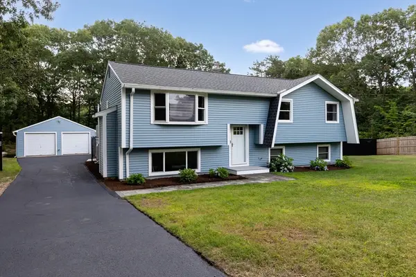 23 High Pine Dr, Plymouth, MA 02360