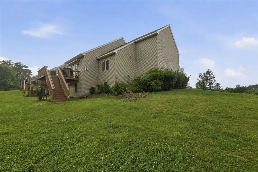 129 Ariel Circle #129, Sutton, MA 01590 - #2