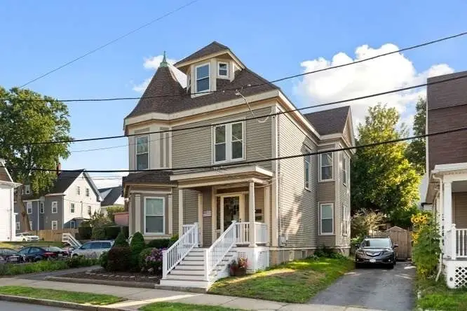 52 Eastern Ave, Lynn, MA 01902 - #2