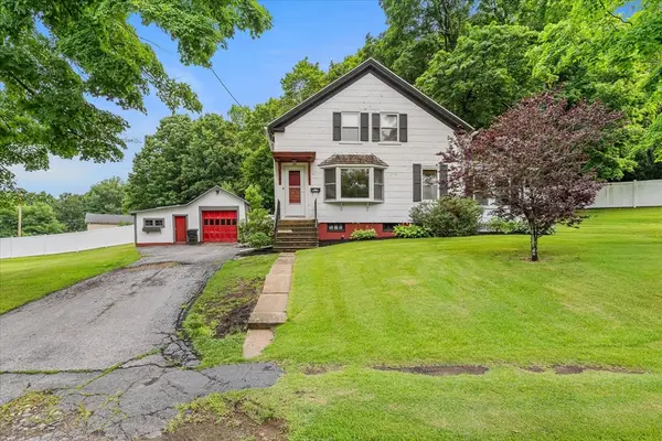 130 Summer St, North Brookfield, MA 01535