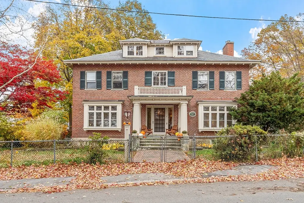 144 Hanks Street, Lowell, MA 01852 - #1