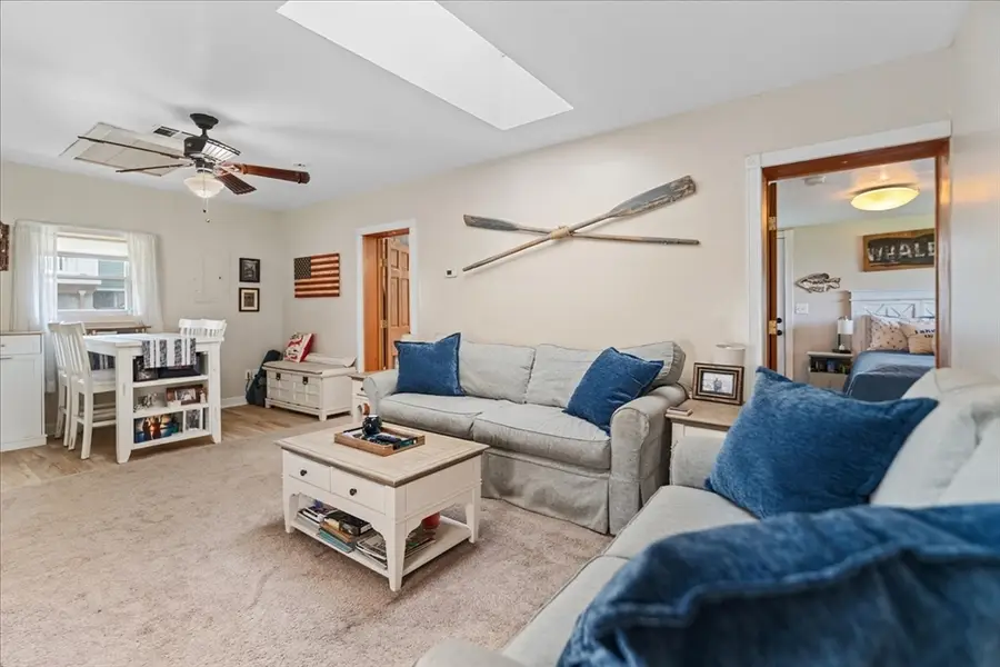 15 Charles St, Lakeville, MA 02347 - #3