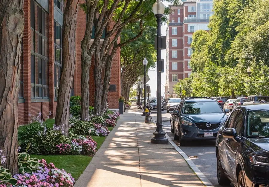 42 Eighth St #1305, Boston, MA 02129 - #2